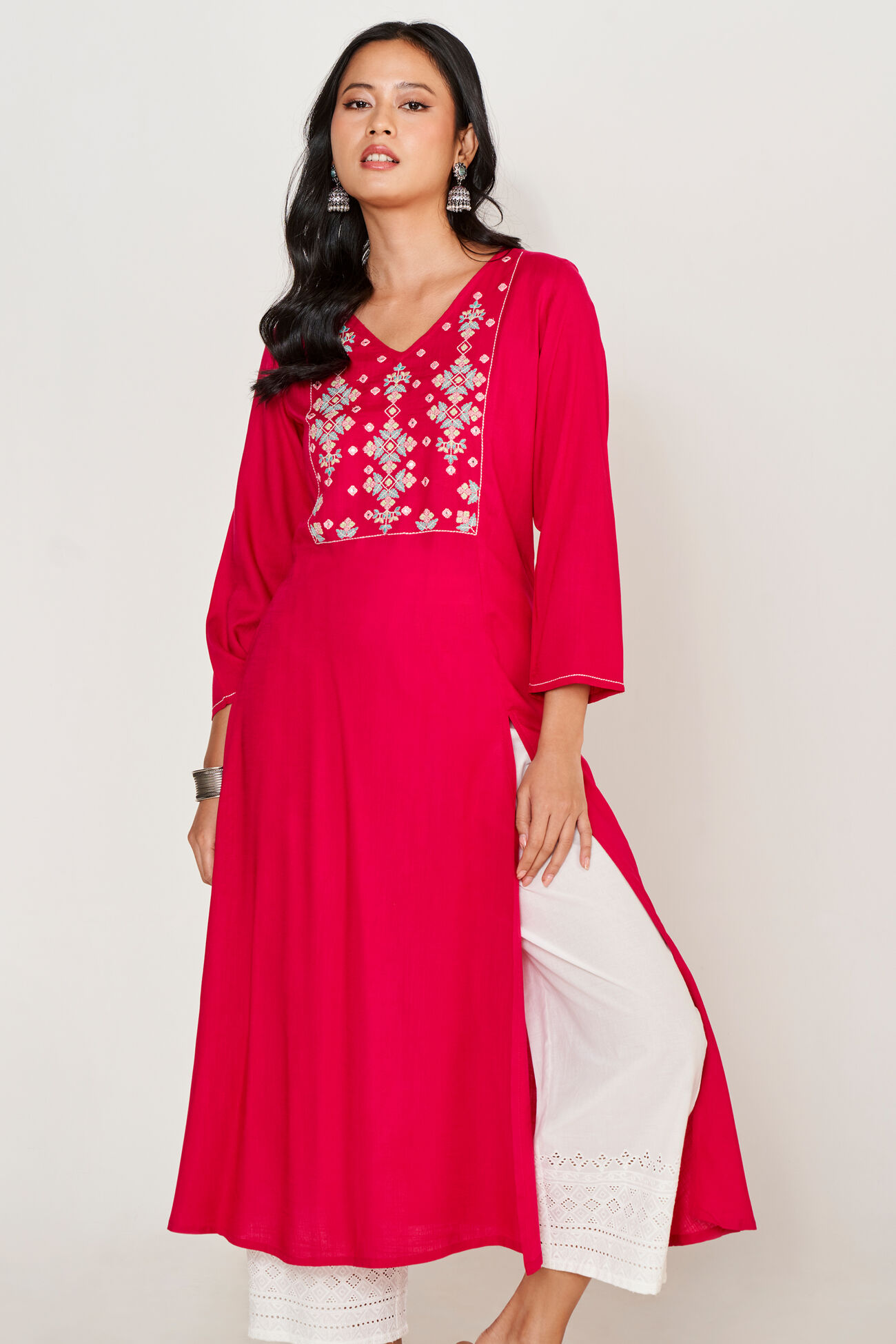 Red Solid Embroidered Fit And Flare Kurta, Red, image 4